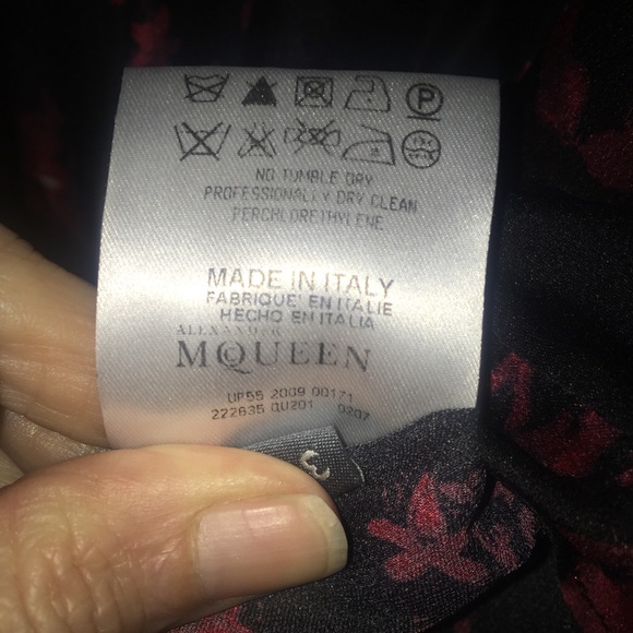Alexander McQueen Fall 2009 Silk Floral Blouse EUC - Picture 8 of 8